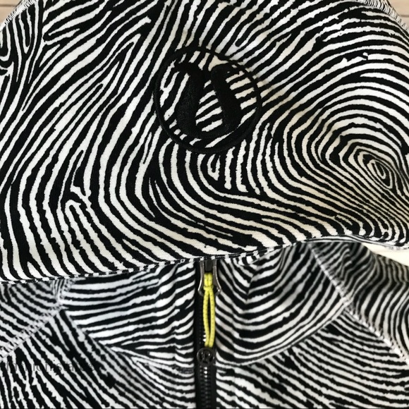 LULULEMON SEAWHEEZE SCUBA HOODIE THUMBPRINT - - 4 - Picture 4 of 7